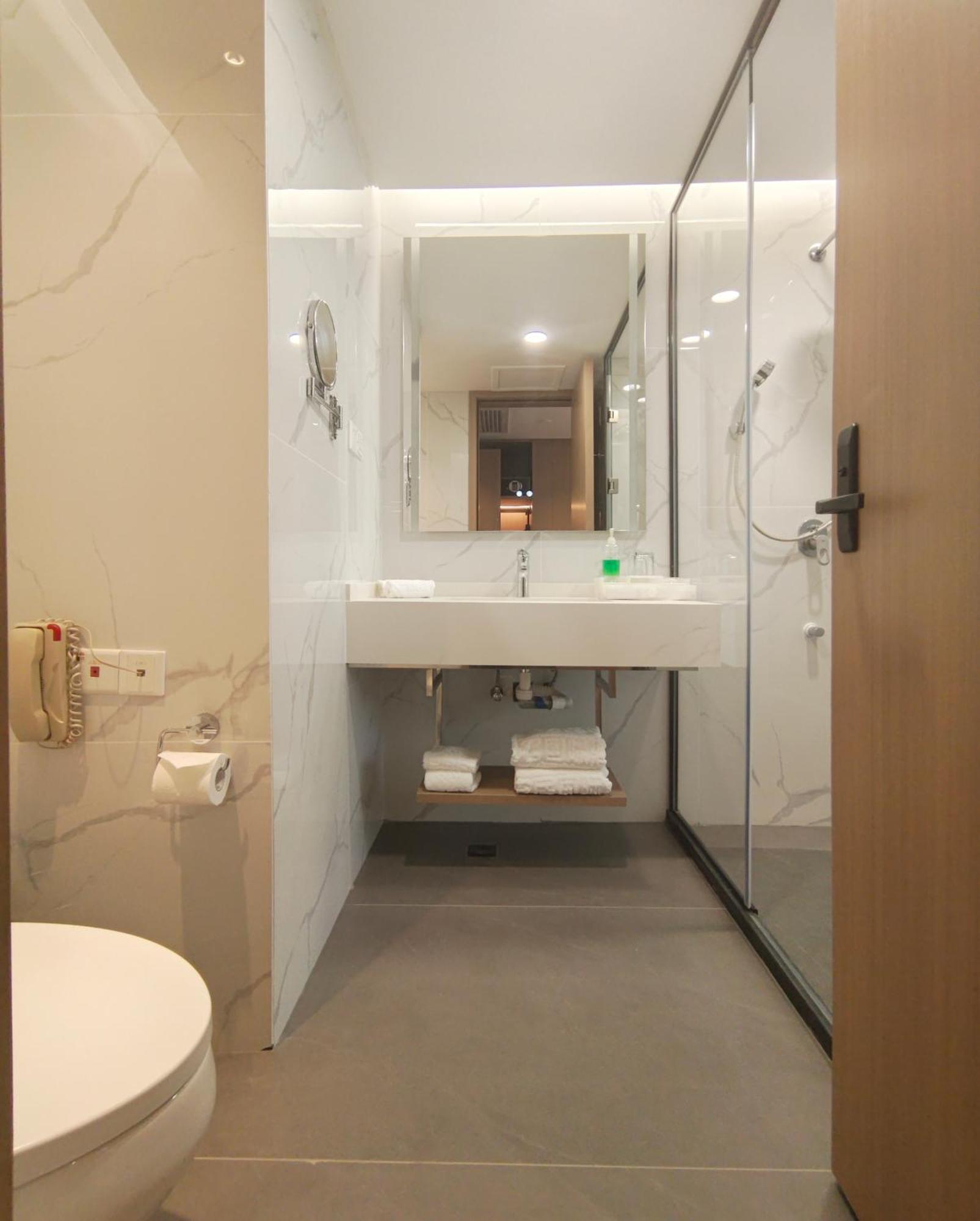 Romanjoy International Hotel Shenzhen Buitenkant foto