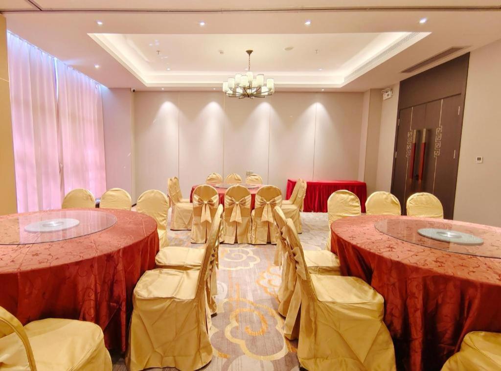 Romanjoy International Hotel Shenzhen Buitenkant foto